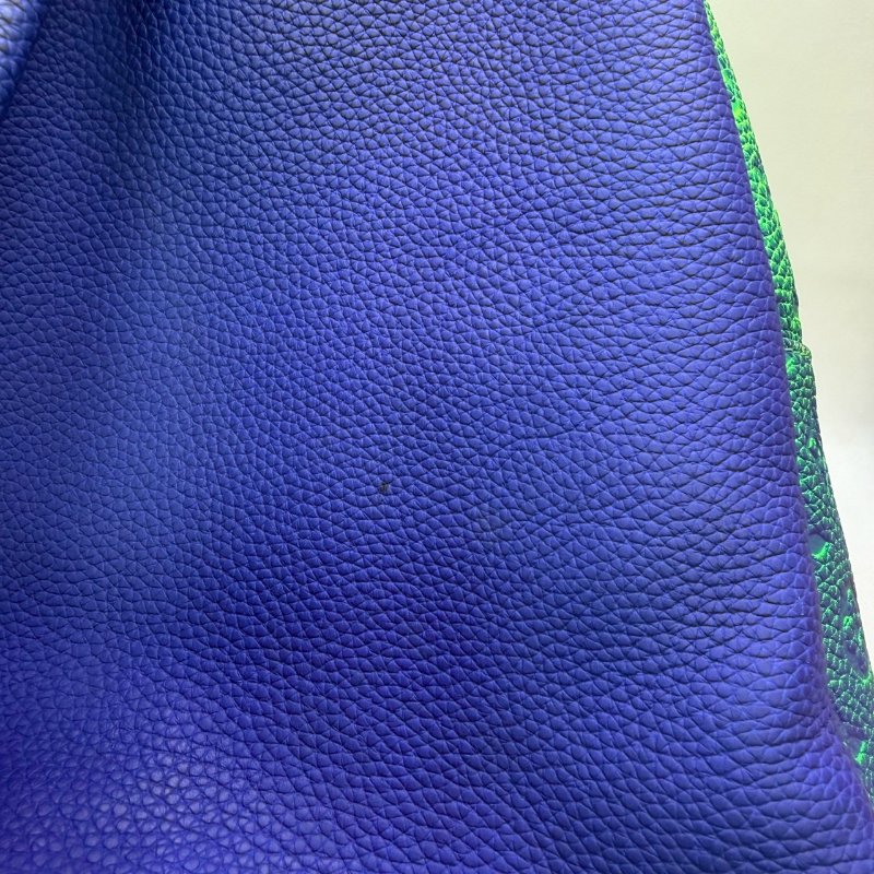 LV x Virgil Abloh漸層幻彩雙肩後背包-7