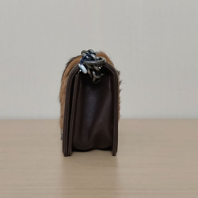 CHANEL Leboy小號20.5棕色馬毛18開銀扣肩背包-2