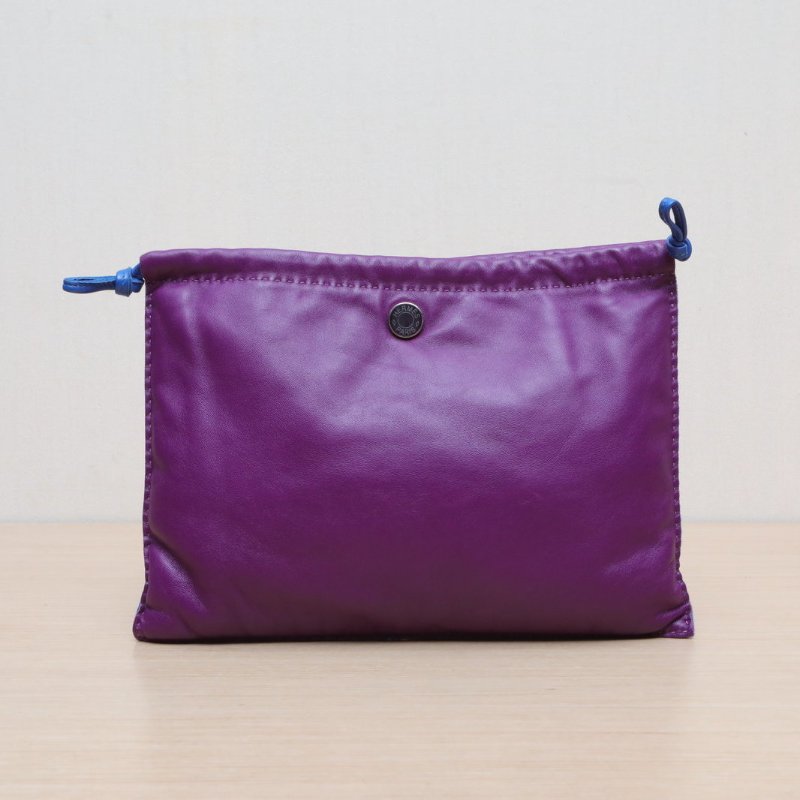 HERMES 71法國藍P9海葵紫Swift皮羊皮U刻銀扣PILO手拿包拼/肩背包-1