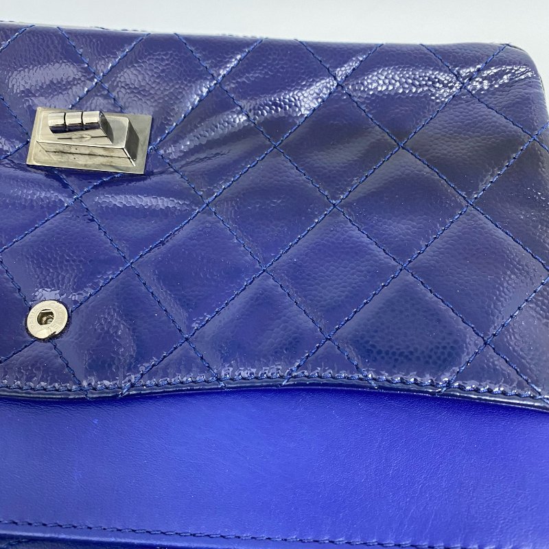 △ Chanel 香奈兒 2.55 Navy Patent Leather Gray Tone Metal Double Flap Chain Shoulder Bag No.20 深藍色漆皮灰色金屬鏈條肩背袋 No.20 -257022153-17