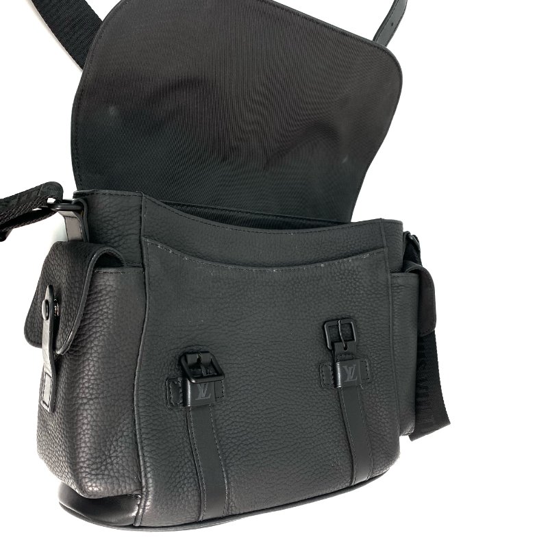 △ Louis Vuitton 路易威登 Black Calfskin Taurillon Christopher Messenger Bag M58476 黑色小牛皮信差包 - 257022062-13