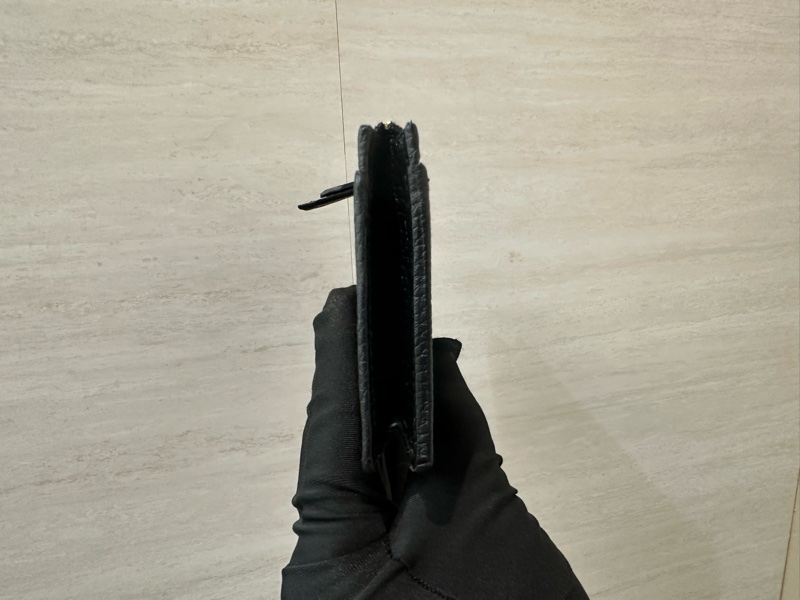 Gucci 黑牛皮Marmont GG金釦5卡零錢卡包-2