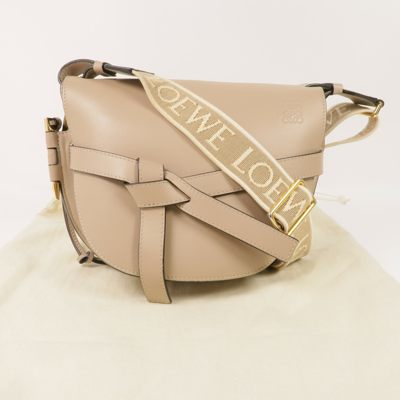 LOEWE 牛皮皮革Gate Small金扣肩背袋-19