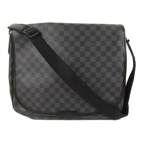 LOUIS VUITTON Damier Graghite Daniel MM銀扣肩背袋