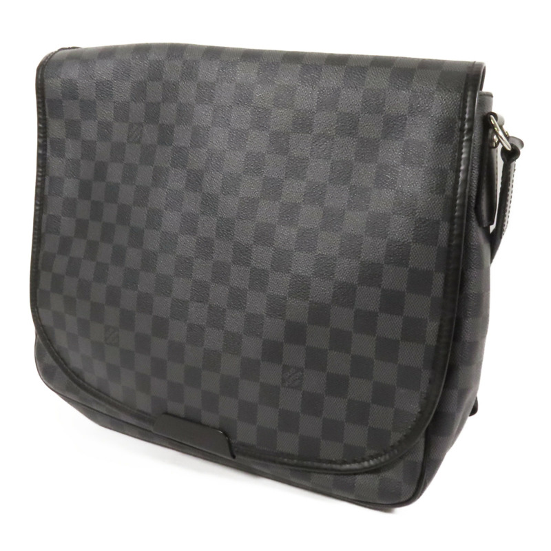 LOUIS VUITTON Damier Graghite Daniel MM銀扣肩背袋-2