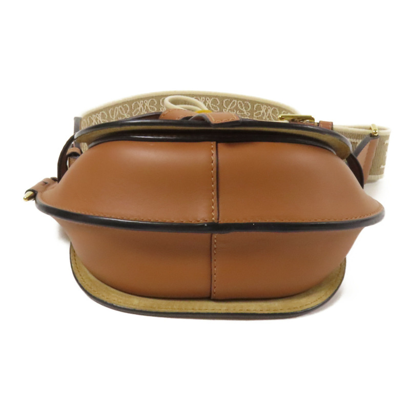 LOEWE 牛皮皮革Mini Gate金扣肩背袋-3