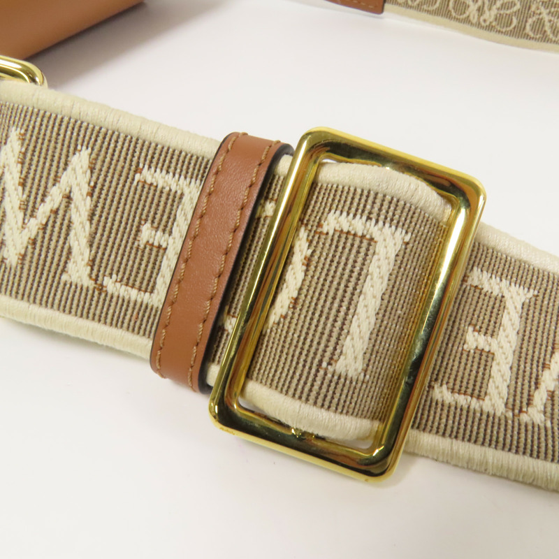 LOEWE 牛皮皮革Mini Gate金扣肩背袋-6