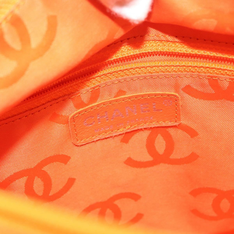 【日本直送】香奈兒 Cambon 系列托特包，羊皮材質，白色，銀色雙C標誌，正品編號 148211-17