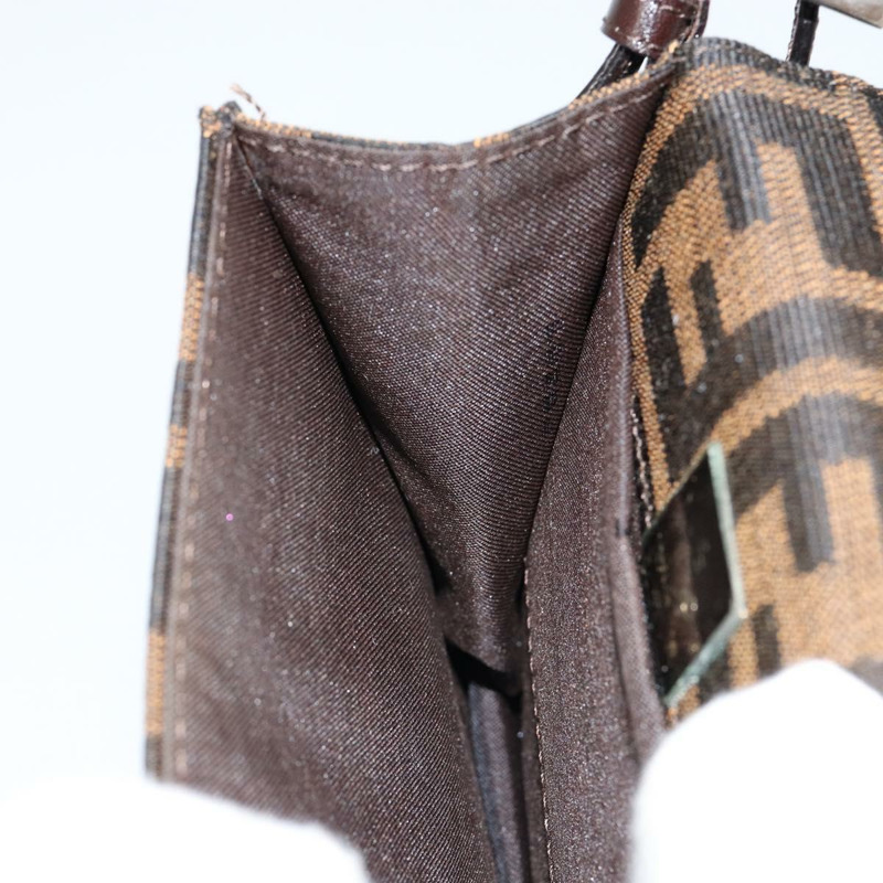 【日本直送】FENDI Zucca帆布Mamma Baguette單肩包 黑色 棕色 銀色 正品 148188-21