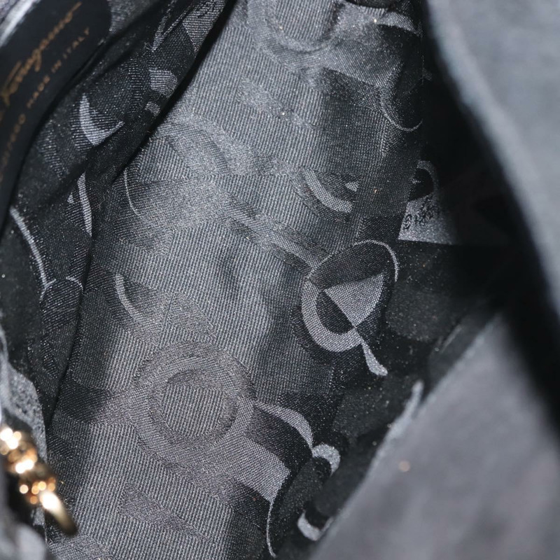 【日本直送】Salvatore Ferragamo Gancini 肩背包 麂皮 黑色 金色 正品 148886-9