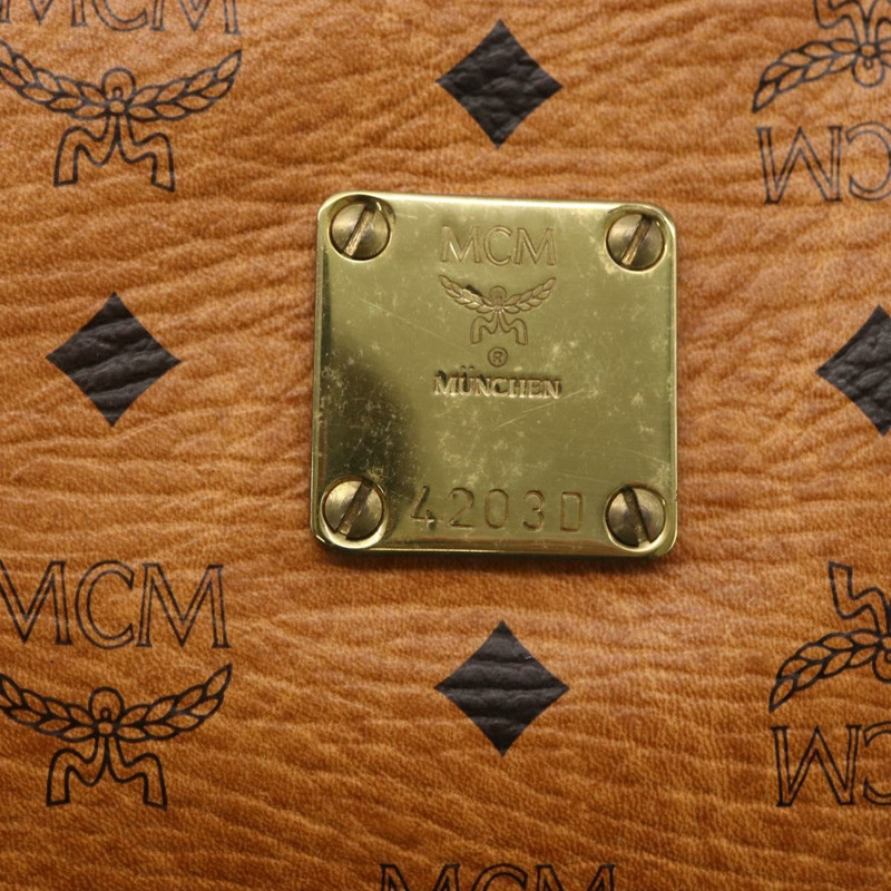 【日本直送】MCM Logoogram Vicetos 手拿包 PVC 皮革 棕色 金色 正品 150200-11