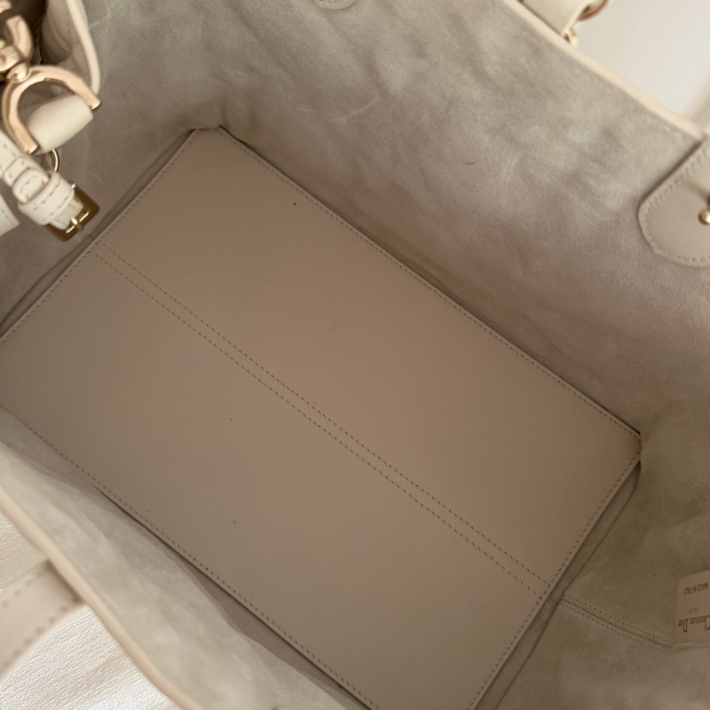 Dior Toujours 中號手提包 白雪公主 白色金釦-20