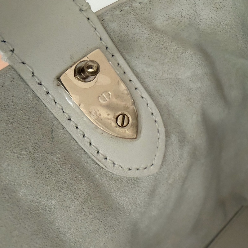 Dior Toujours 中號手提包 白雪公主 白色金釦-24