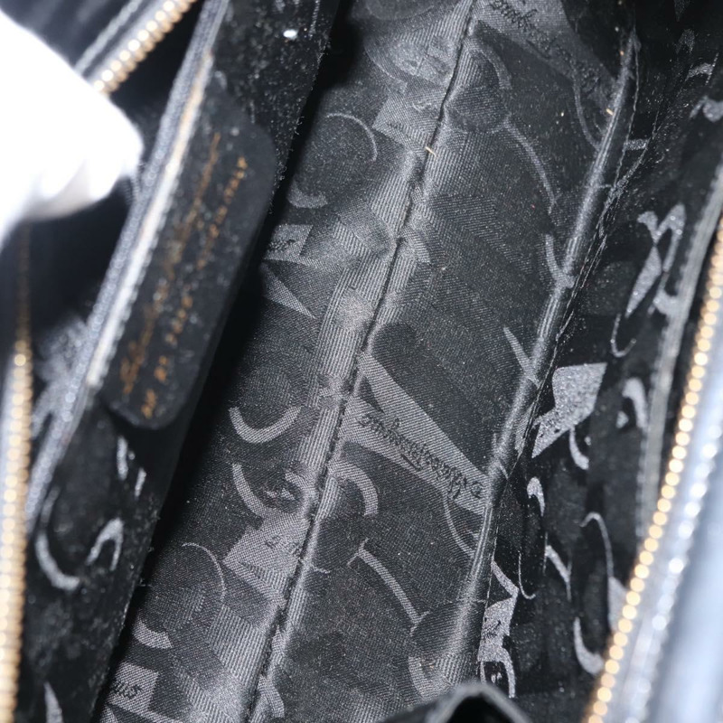 【日本直送】Salvatore Ferragamo Gancini 手提包 漆皮 黑色 金色 Auth 150346-10