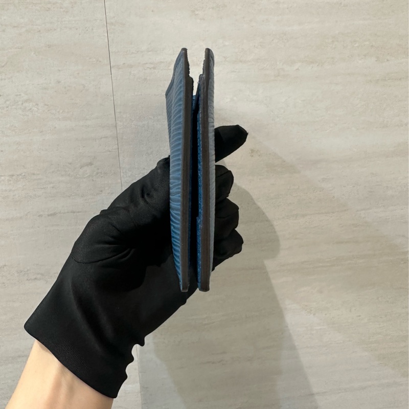 LV 深土耳其藍EPI交叉5卡對開Multiple短夾 M60629-3