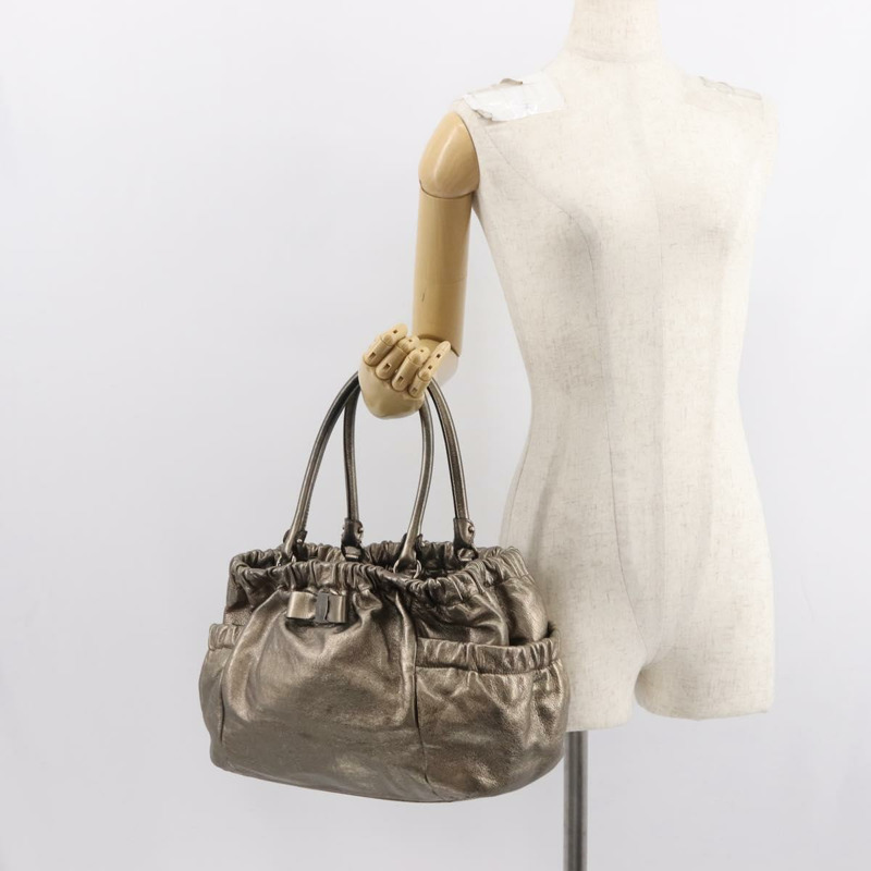 【日本直送】Salvatore Ferragamo Vala 單肩包，皮革材質，金色，正品編號 149548-24