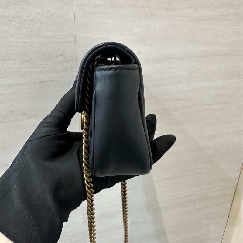 Gucci 黑牛皮霧金釦Marmont Super Mini鏈條斜背包476433-3