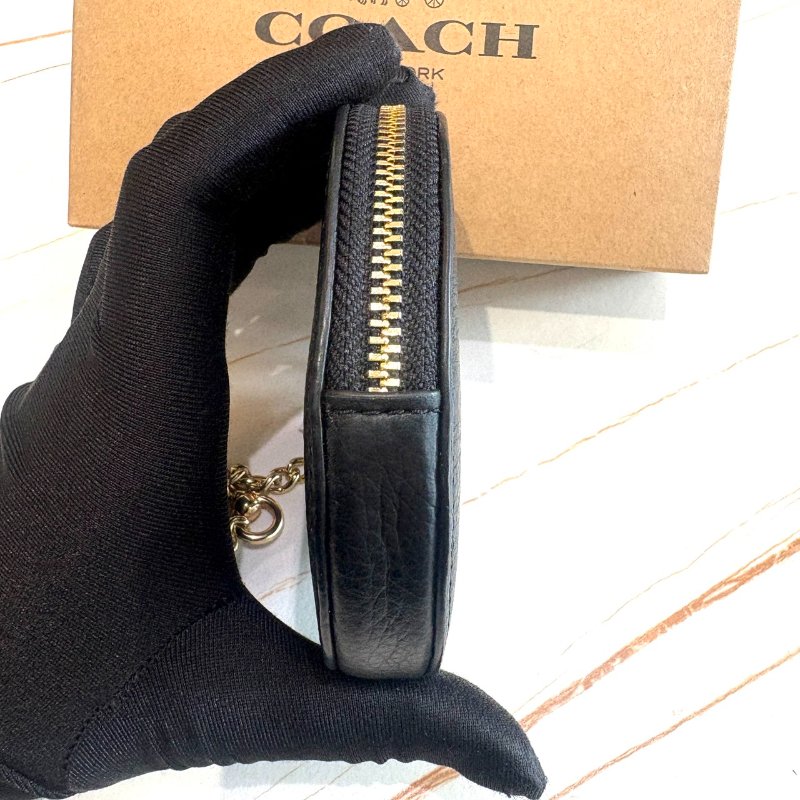 *SHIHNA名牌精品* COACH 圓形山羊座零錢包-2