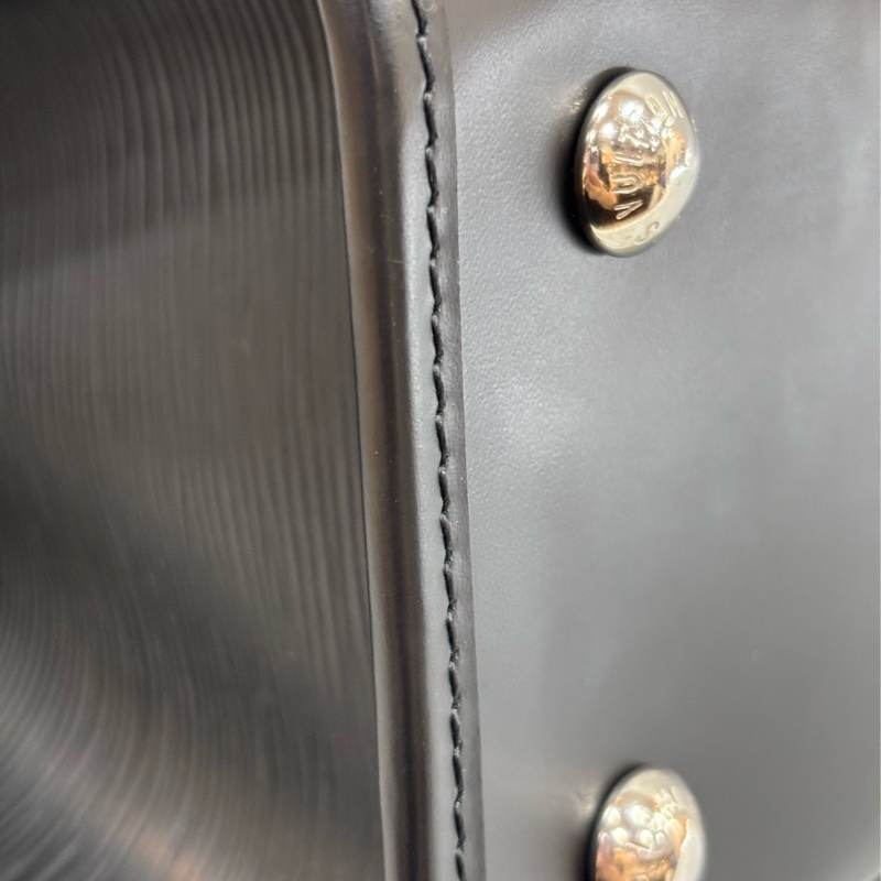 LV M59342 黑色 全皮 水波紋 EPI 肩背包 購物包 拉鍊包 公事包-16