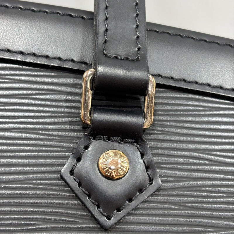 LV M59342 黑色 全皮 水波紋 EPI 肩背包 購物包 拉鍊包 公事包-26