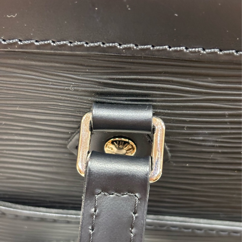 LV M59342 黑色 全皮 水波紋 EPI 肩背包 購物包 拉鍊包 公事包-27