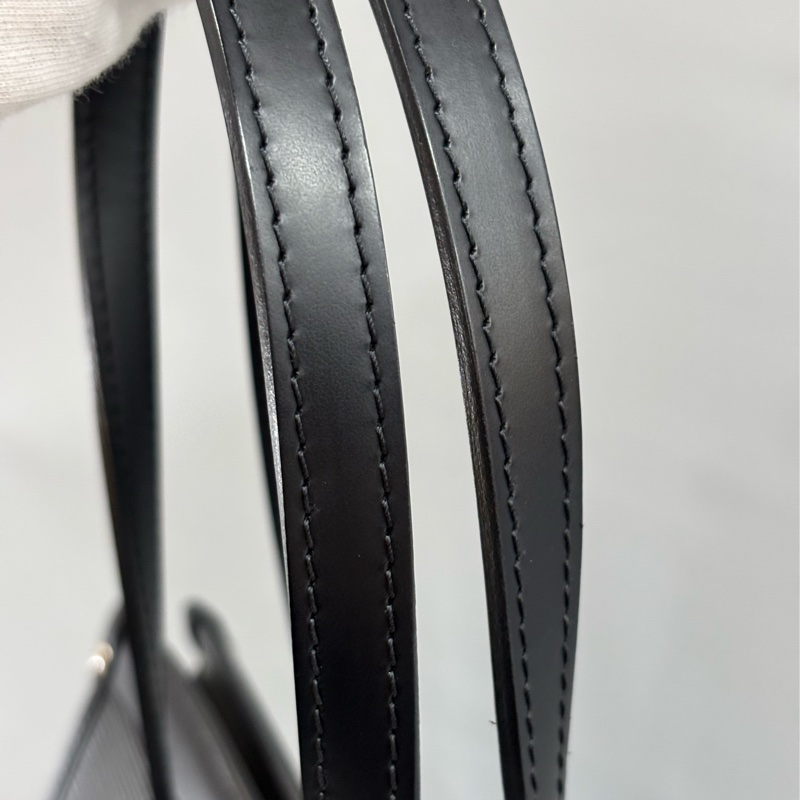 LV M59342 黑色 全皮 水波紋 EPI 肩背包 購物包 拉鍊包 公事包-36