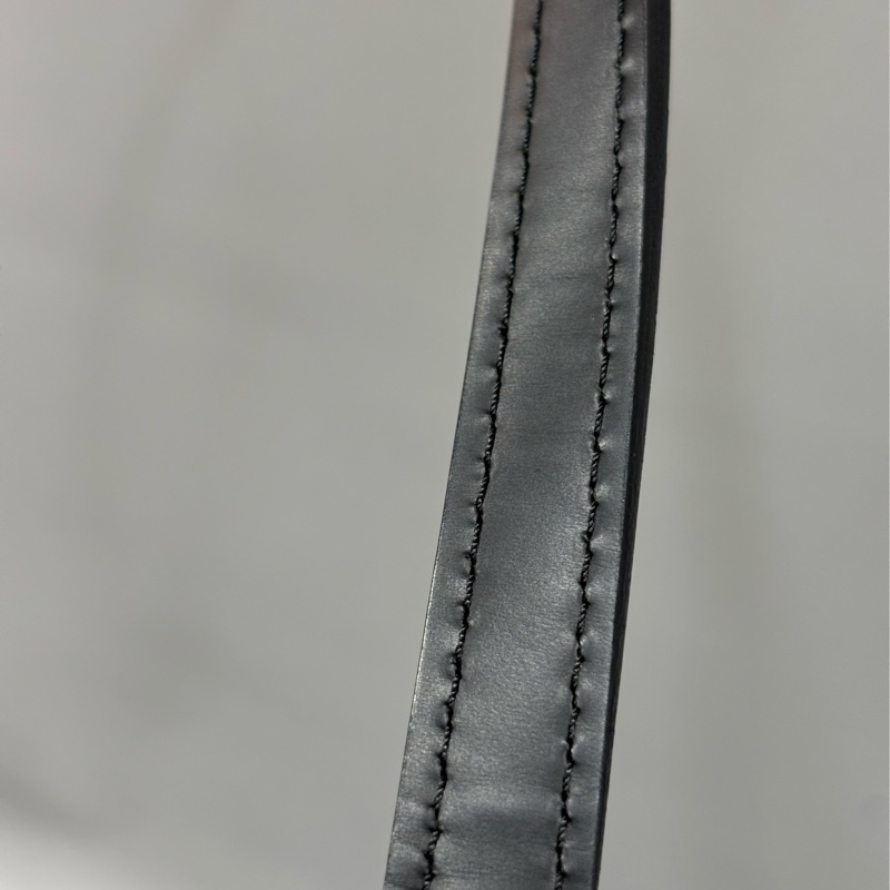 LV M59342 黑色 全皮 水波紋 EPI 肩背包 購物包 拉鍊包 公事包-39