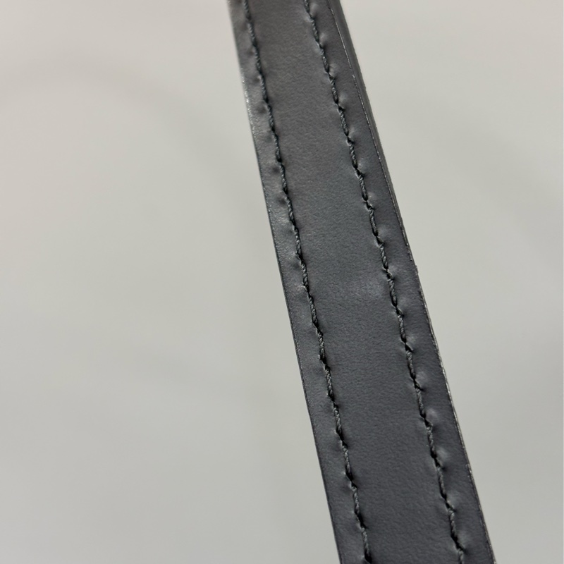 LV M59342 黑色 全皮 水波紋 EPI 肩背包 購物包 拉鍊包 公事包-40