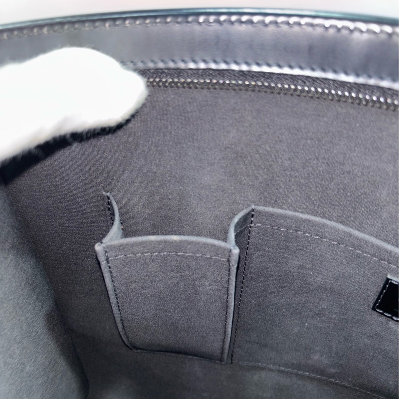 LV M59342 黑色 全皮 水波紋 EPI 肩背包 購物包 拉鍊包 公事包-46