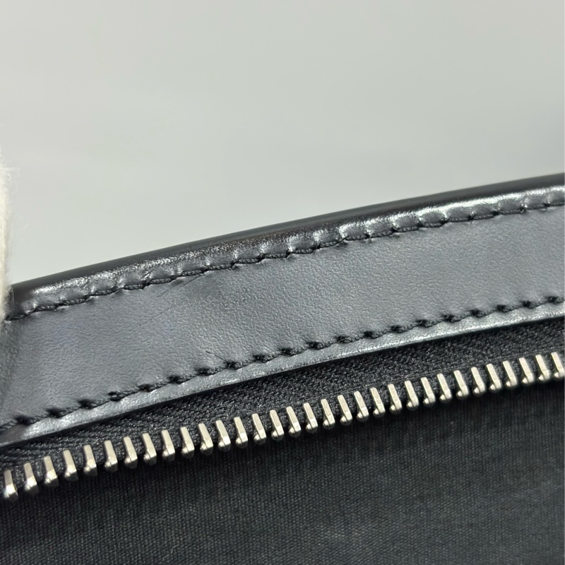 LV M59342 黑色 全皮 水波紋 EPI 肩背包 購物包 拉鍊包 公事包-53