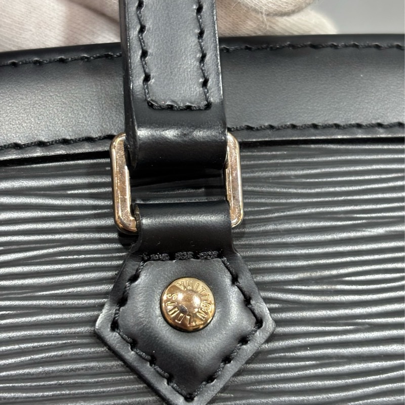 LV M59342 黑色 全皮 水波紋 EPI 肩背包 購物包 拉鍊包 公事包-48