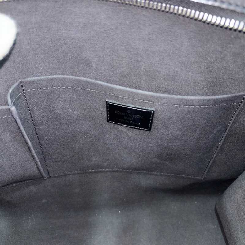 LV M59342 黑色 全皮 水波紋 EPI 肩背包 購物包 拉鍊包 公事包-49