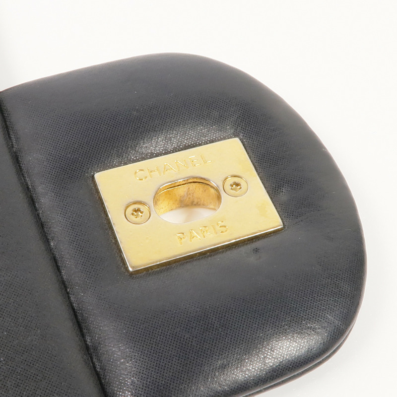 CHANEL 牛皮皮革Chain Shoulder Bag金扣鏈帶肩背袋-14