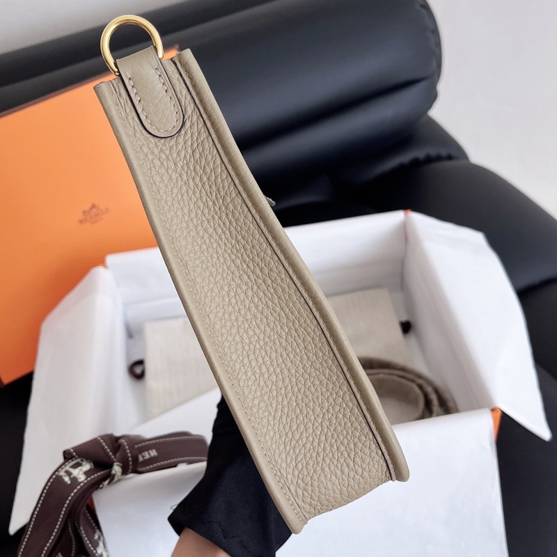 【全新品】W刻 HERMES 愛馬仕 Mini Evelyne伊芙琳迷你 馬爾法米8Q金扣隨身斜背包-5