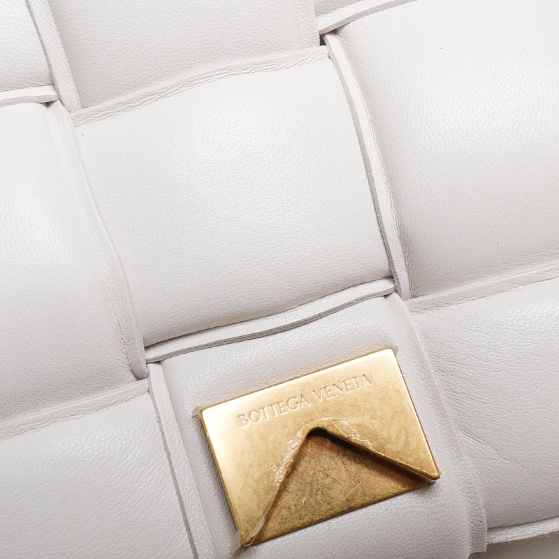 BOTTEGA VENETA 大金屬鍊條 Chain Cassette斜揹包-5