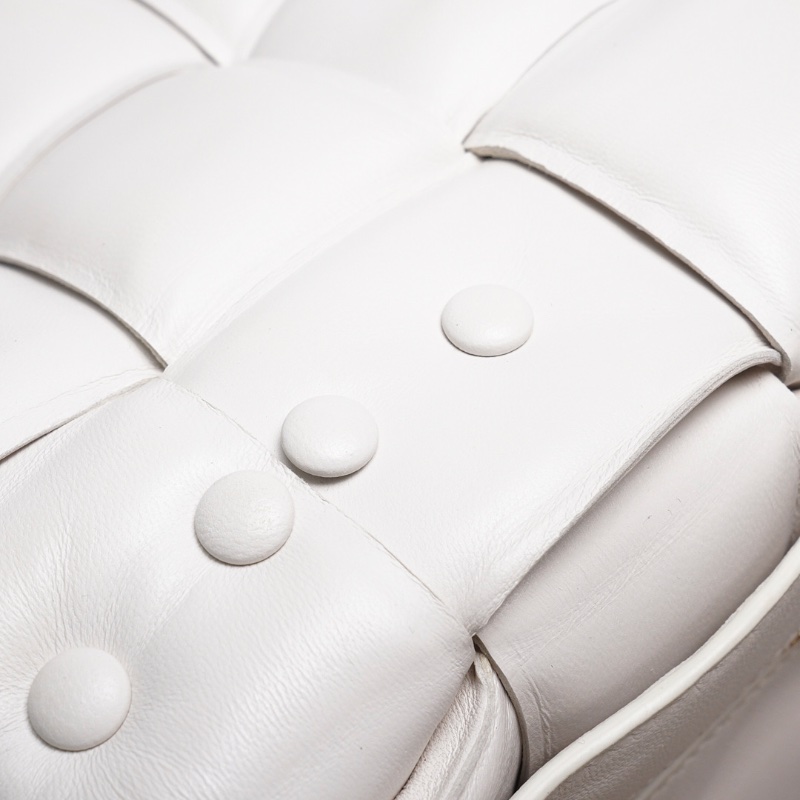 BOTTEGA VENETA 大金屬鍊條 Chain Cassette斜揹包-6