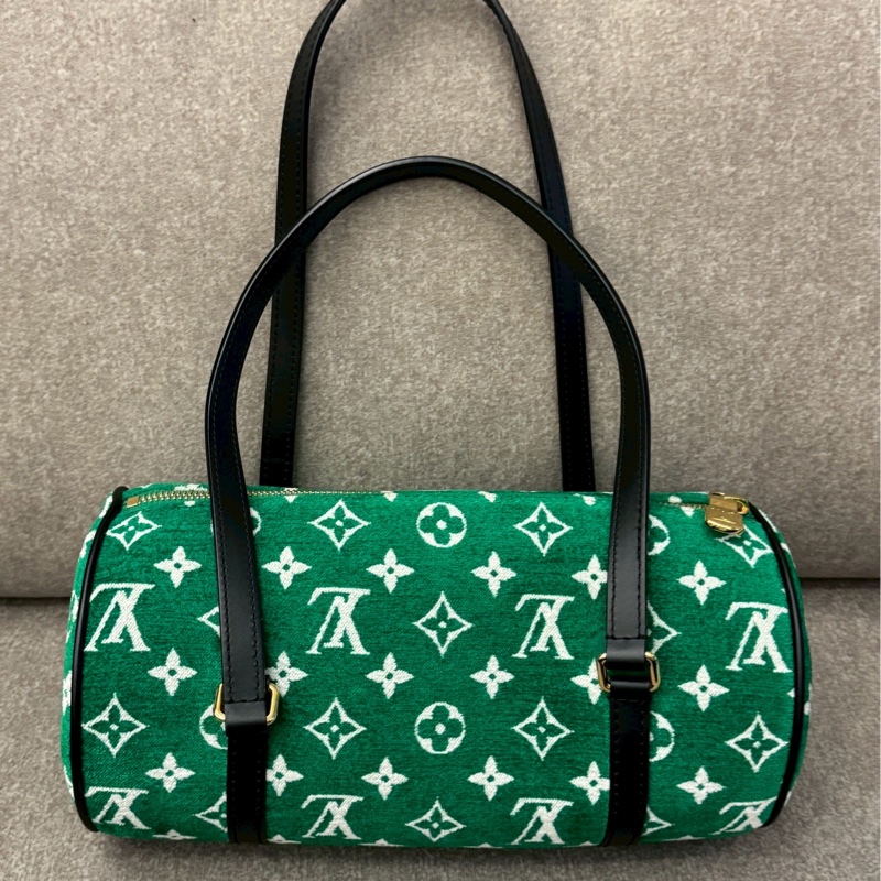 LV綠老花天鵝絨手提包-1