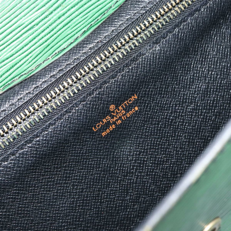 【日本直送】路易威登 Epi Montaigne 27 手拿包 綠色 M52654 LV 正品 ep11589-8