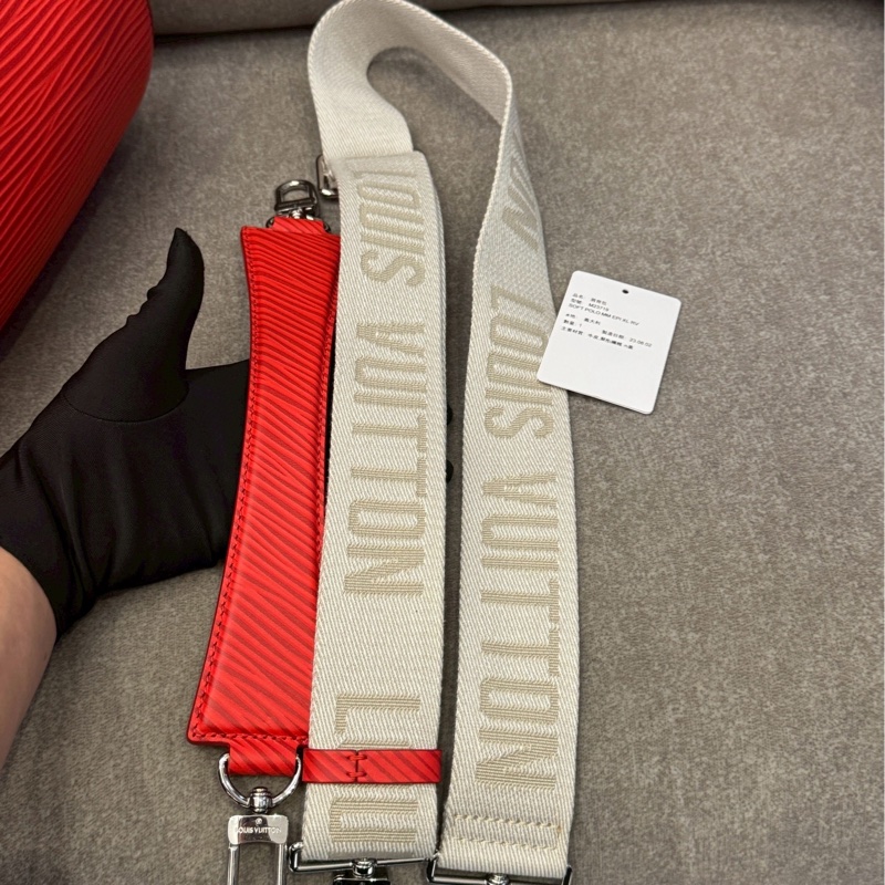 LV水波紋巴比龍圓筒包-6