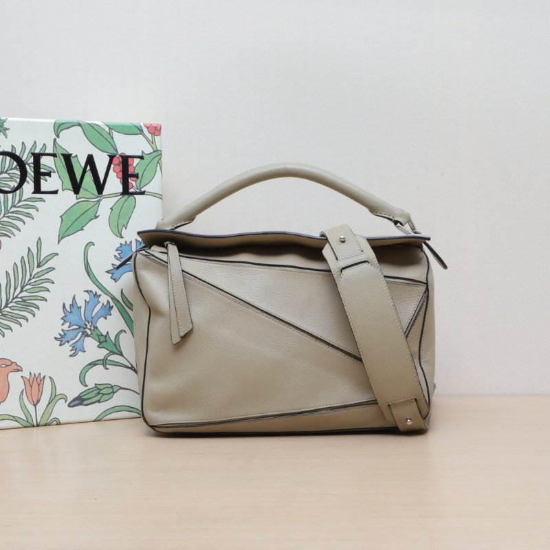 LOEWE Puzzle29幾何包中號卡其色牛皮肩背包-0