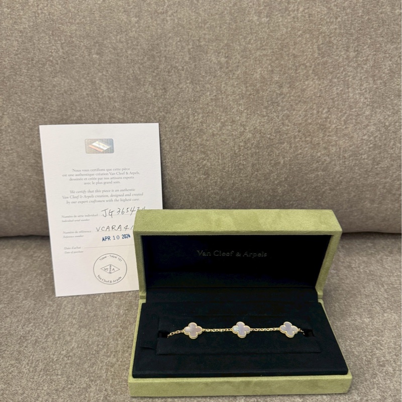 VCA白母貝五花手鍊-0