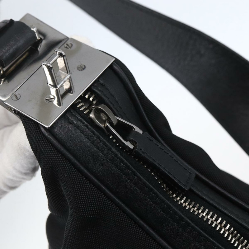 【日本直送】GUCCI 尼龍單肩包 黑色 銀色 001 3341 Auth bs30761-9