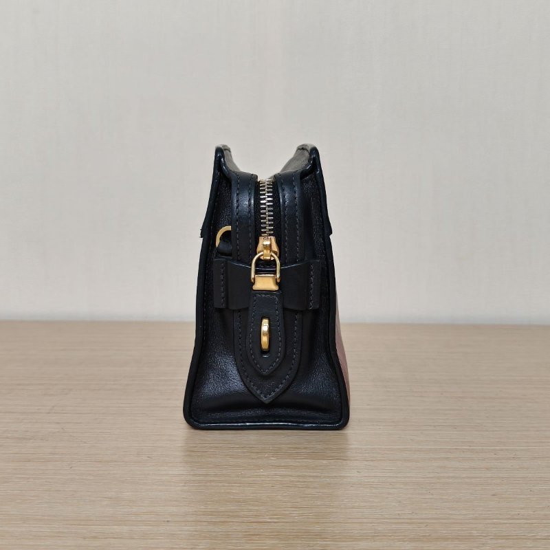 PRADA 拼色牛皮金扣斜挎包肩背包-4