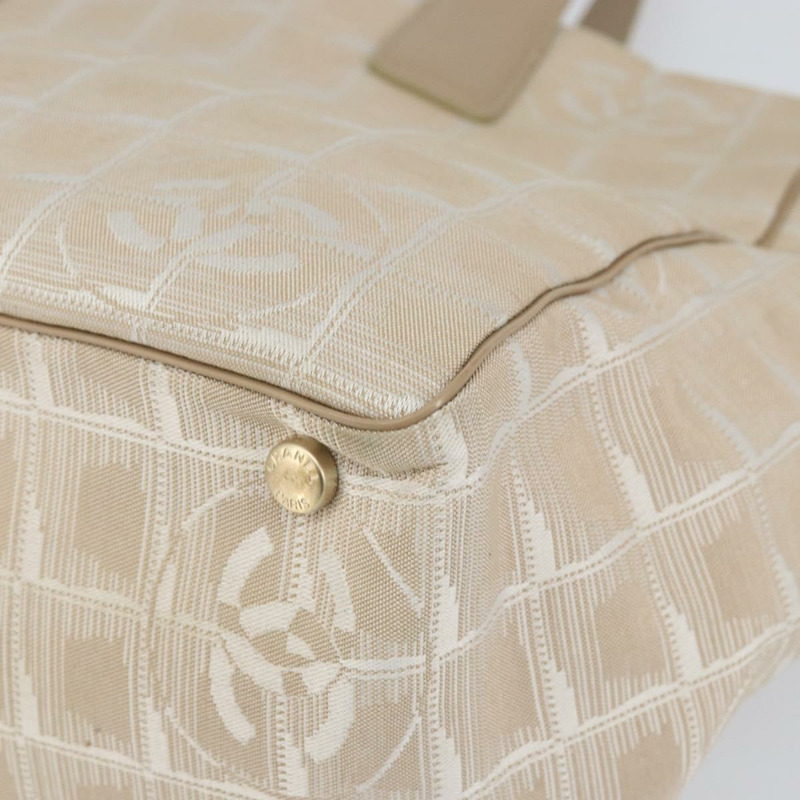 【日本直送】香奈兒新旅行系列托特包 尼龍 米色 金色 CC 標誌 正品 ep11691-8