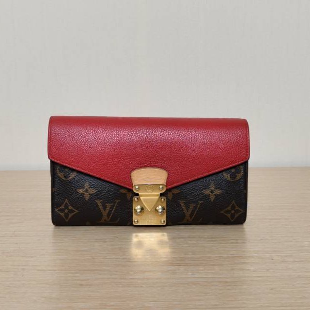 LOUIS VUITTON 拼色牛皮PVC2015傳奇長款錢包/肩背包-0