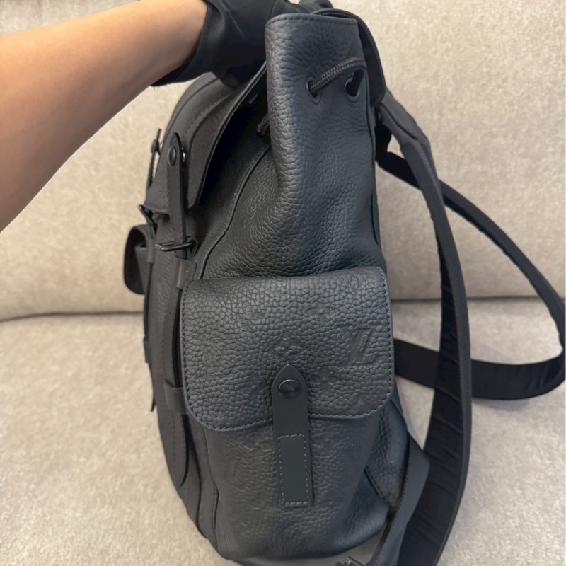 LV壓紋後背包pm-2