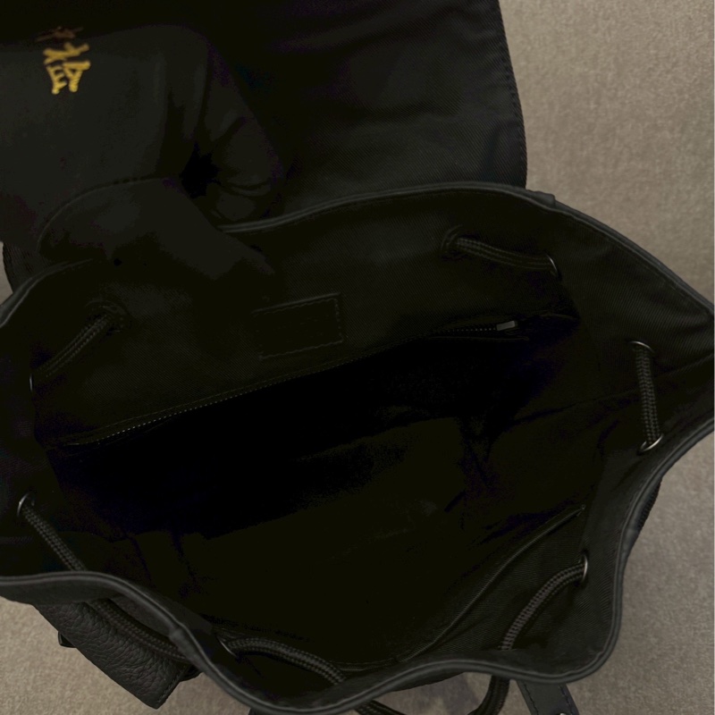 LV壓紋後背包pm-5