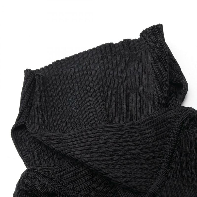 BURBERRY 針織長袖毛衣，黏膠纖維材質，黑色，女款 XS 碼-4