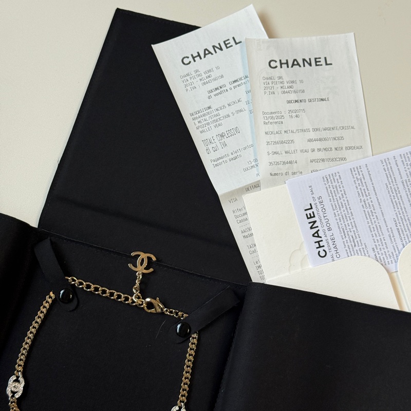 『全新全配』香奈兒Chanel  五花 爆款 LOGO淡金帶鑽頸鏈-7