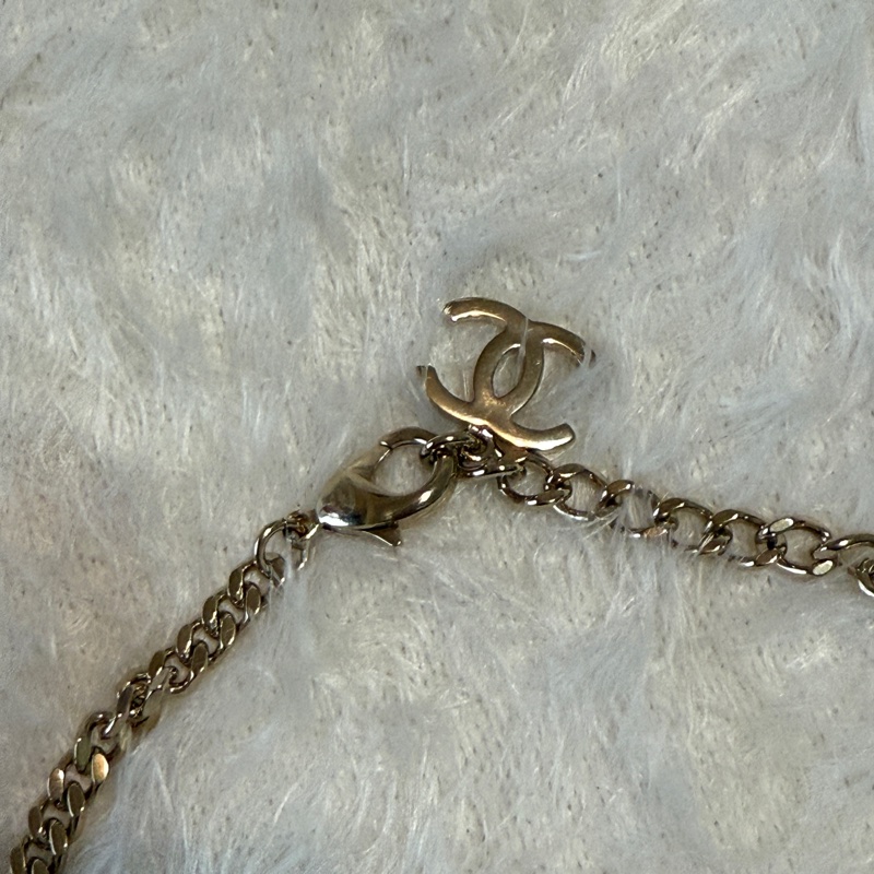 『全新全配』香奈兒Chanel  五花 爆款 LOGO淡金帶鑽頸鏈-14